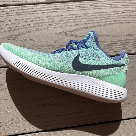 Nike lunar apparent running shoes - Picture 2 of 7